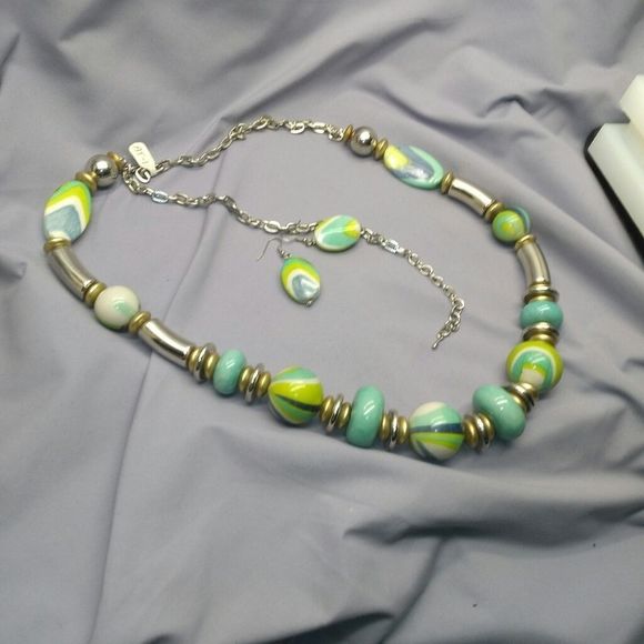 CERAMIC GLASED BEADS & Possibly Bakelite - Picture 7 of 13